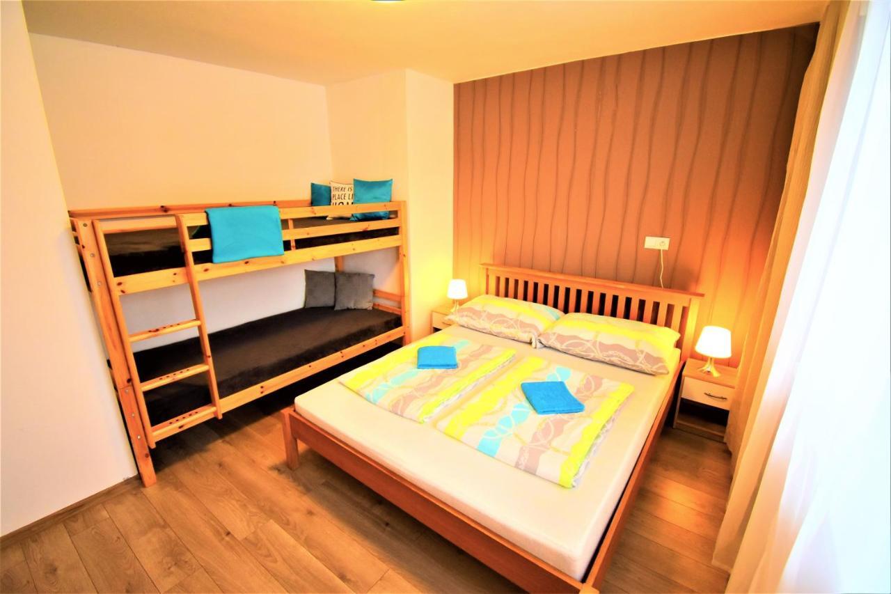 Penzion Privat Siesta Hotel Liptovský Mikuláš Exterior foto