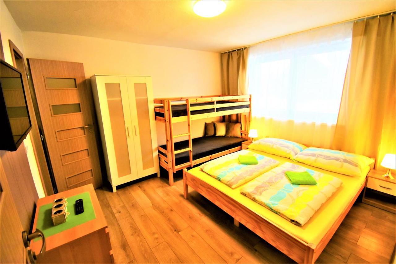 Penzion Privat Siesta Hotel Liptovský Mikuláš Exterior foto